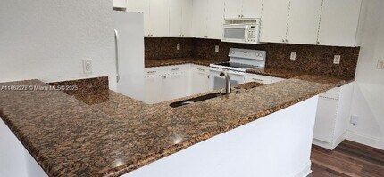 1863 Silverbell Terrace in Weston, FL - Building Photo - Building Photo