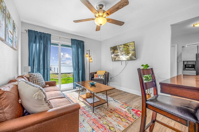 3524 S Atlantic Ave in Cocoa Beach, FL - Building Photo - Building Photo