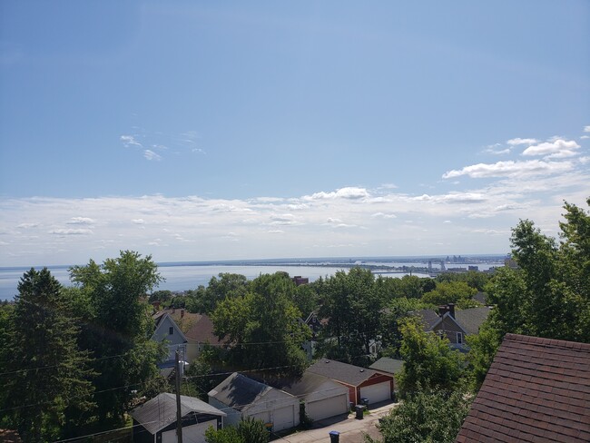 1120 E 6th St in Duluth, MN - Building Photo - Building Photo