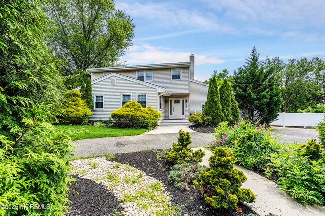 5 Lynn Dr in Toms River, NJ - Building Photo - Building Photo
