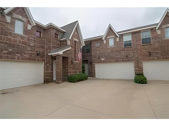 property at 706 S Jupiter Rd