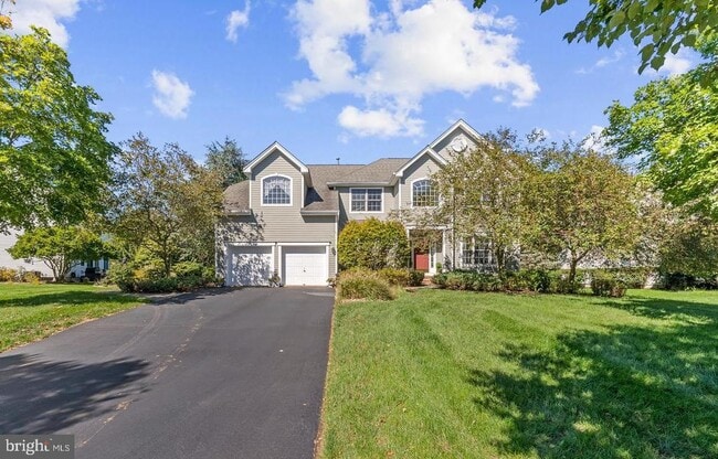 property at 10 Bull Creek Ct