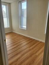 610 N Milwaukee Ave, Unit 2 in Libertyville, IL - Foto de edificio - Building Photo