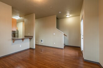 The Sequoia in Eugene, OR - Foto de edificio - Interior Photo