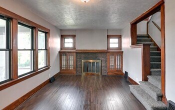 3209 S 32nd Ave in Omaha, NE - Building Photo - Building Photo