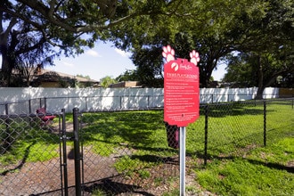 Sandy Lane in Largo, FL - Building Photo - Building Photo