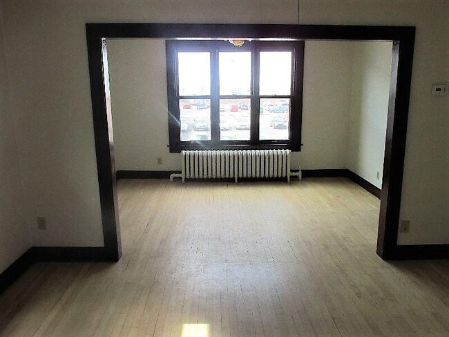 property at 5118 S Packard Ave