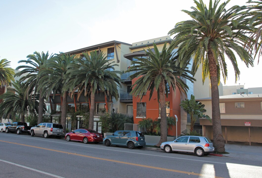 PR SM San Remo LLC in Santa Monica, CA - Building Photo