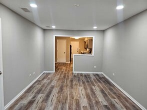 1806 Oak Park Ave in Berwyn, IL - Building Photo - Building Photo