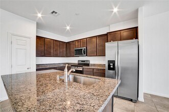 1314 Arcadia Rim Pl in Henderson, NV - Building Photo - Building Photo