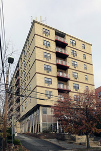 Tireno Towers in Hackensack, NJ - Foto de edificio - Building Photo