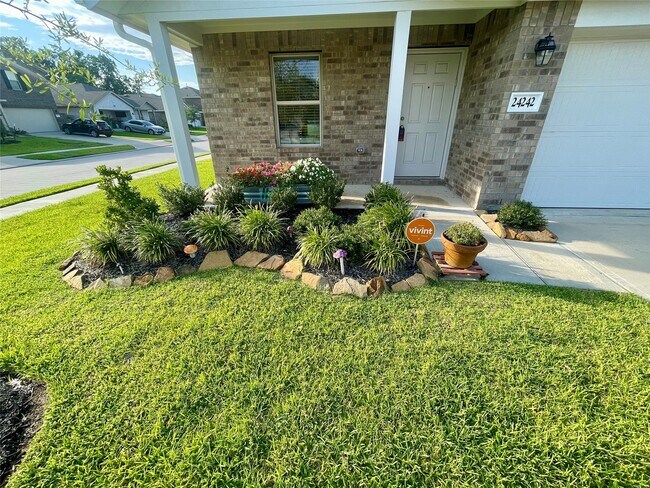 24242 Breckenridge Pass Ln in Hockley, TX - Foto de edificio - Building Photo