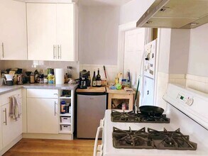 126 Lancaster Terrace in Brookline, MA - Building Photo - Building Photo