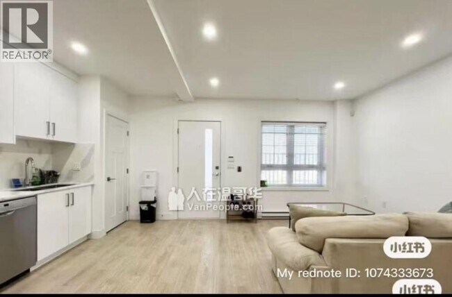 4793 Slocan St in Vancouver, BC - Building Photo - Building Photo