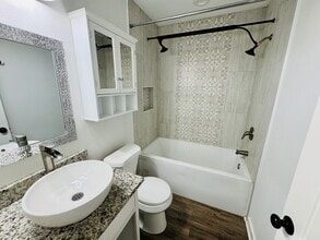 2262 Hughey Dr in Tyler, TX - Building Photo - Building Photo
