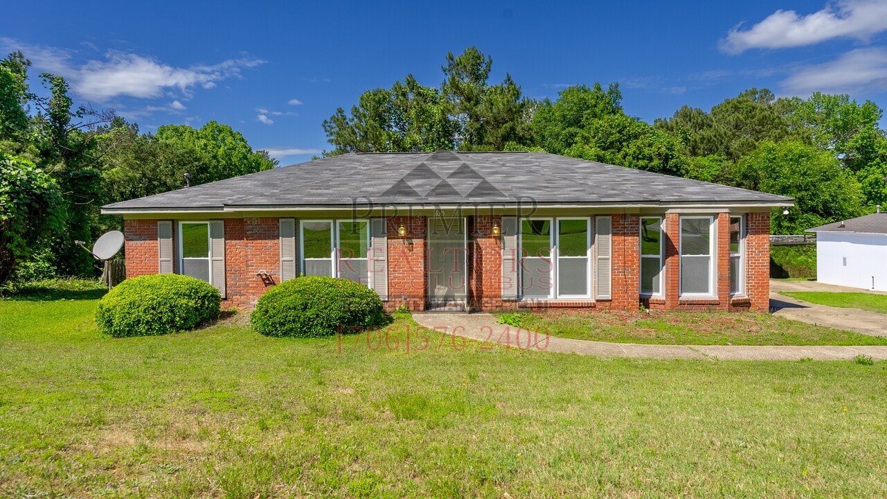 6315 Dupree Dr in Columbus, GA - Building Photo