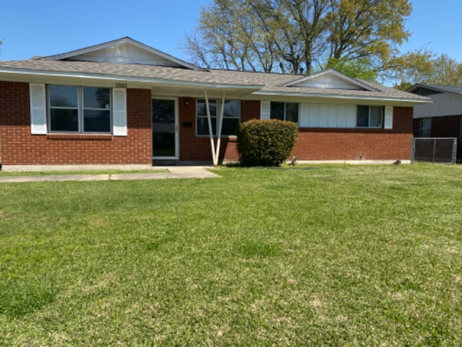 property at 1303 S Utah St