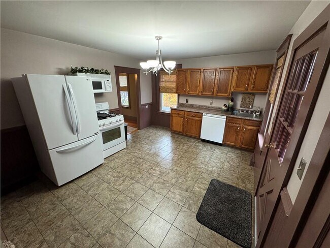 399 Central St in Burrillville, RI - Building Photo - Building Photo