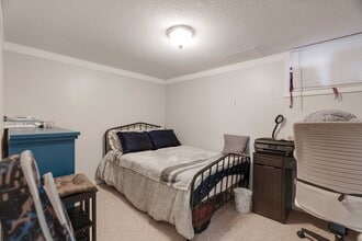 571 St James St in London, ON - Building Photo - Building Photo