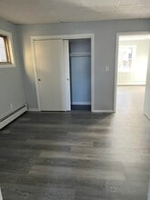 106 Kilburn St in Fall River, MA - Building Photo - Building Photo