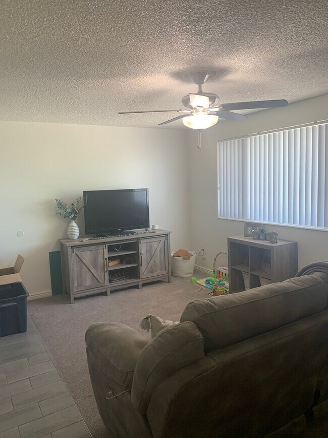 property at 542 600 W