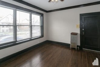 3827 N Drake Ave in Chicago, IL - Building Photo - Building Photo