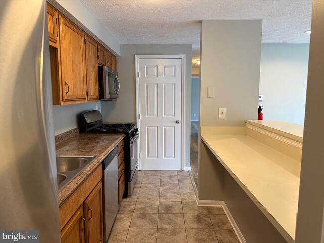 122 Kenwood Dr in Sicklerville, NJ - Building Photo - Building Photo