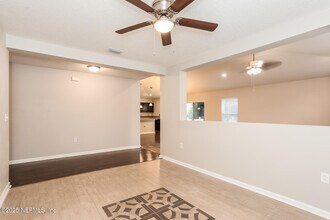 7329 Steventon Way in Jacksonville, FL - Building Photo - Building Photo