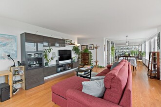 4800 S Chicago Beach Dr in Chicago, IL - Building Photo - Building Photo