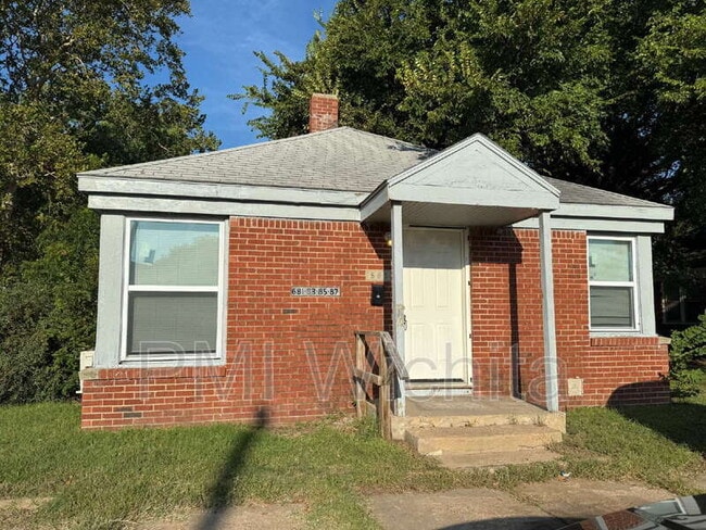 property at 681 S Kansas St