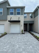 3270 Timber Xing Ave in Brandon, FL - Building Photo