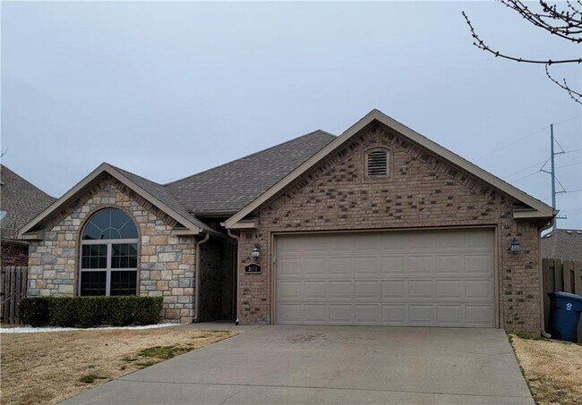 property at 3800 SW Town Vu Rd