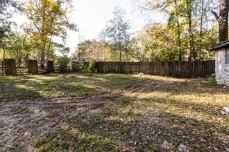 118 Milliken Dr in Livingston, TX - Building Photo - Building Photo