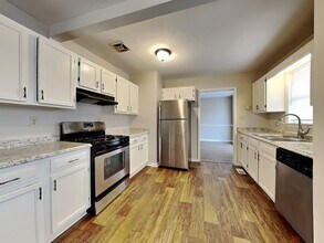 308 Rebecca Ct in Stockbridge, GA - Foto de edificio - Building Photo