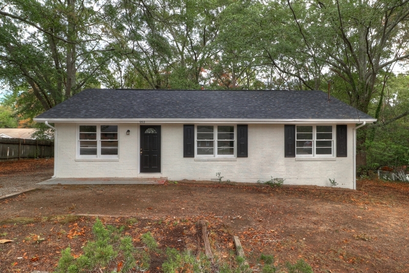 992 Locust Dr NE in Conyers, GA - Building Photo