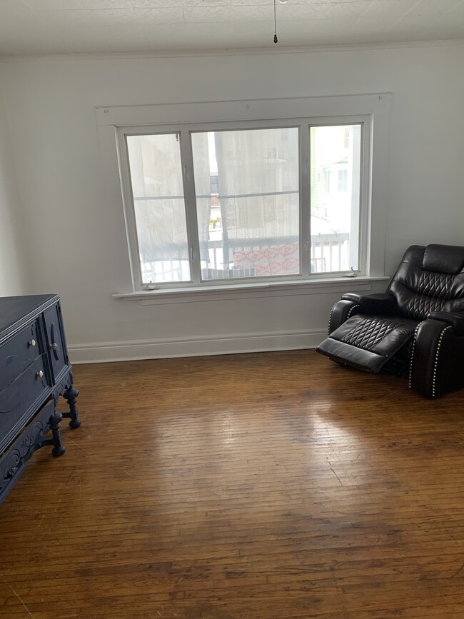 39 Mount Vernon Ave, Unit Lower in Buffalo, NY - Building Photo - Building Photo