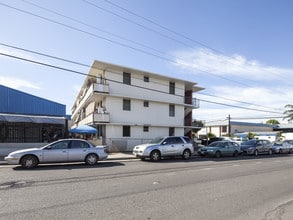 94-177 Leokane St in Waipahu, HI - Foto de edificio - Building Photo
