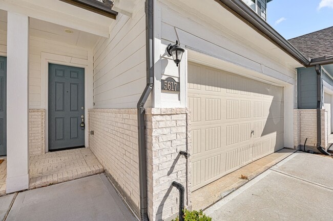 5617 Evanston Ln in Pasadena, TX - Building Photo - Building Photo