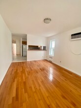194 Battery Ave-Unit -1 in Brooklyn, NY - Building Photo - Building Photo