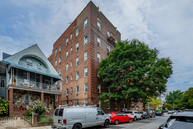 414 Albemarle Rd in Brooklyn, NY - Foto de edificio - Building Photo