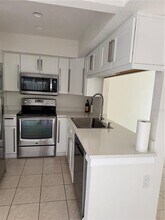 16638 Brigadoon Dr in Tampa, FL - Building Photo - Building Photo