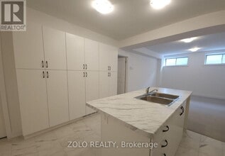 122 Franklin Trail in Barrie, ON - Building Photo - Building Photo