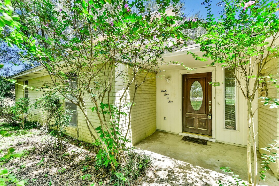 3405 E Circle Dr in Pearland, TX - Building Photo