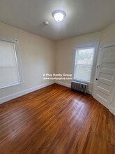 617 Hyde Park Ave, Unit #1 in Boston, MA - Building Photo - Building Photo