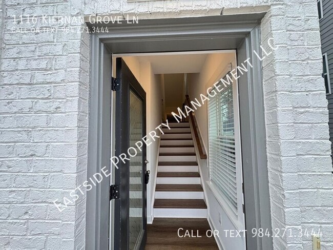 1116 Kiernan Grove Ln in Cary, NC - Building Photo - Building Photo