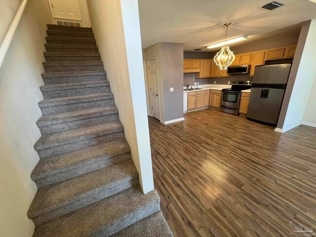 1348 Redwood Ln in Gulf Breeze, FL - Building Photo - Building Photo