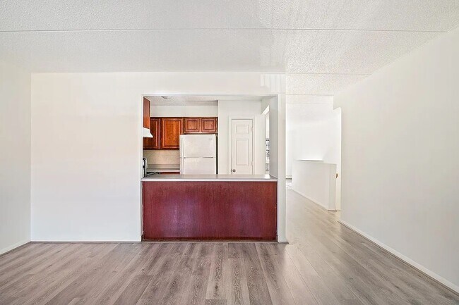 482 Central Ave in Brooklyn, NY - Building Photo - Building Photo