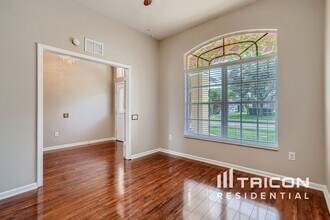 5113 Alderbrook Pl in Land O Lakes, FL - Building Photo - Building Photo