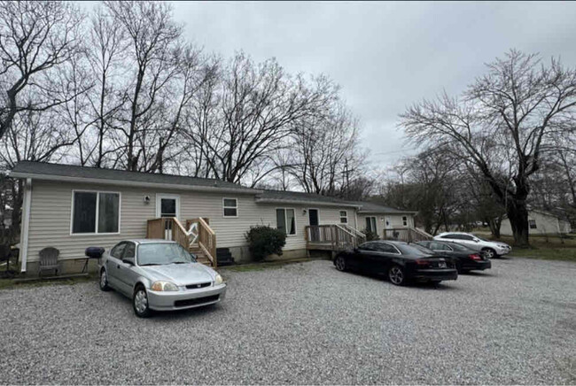 property at 1319 Givens Ln