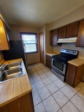1112 S 62nd St in West Allis, WI - Building Photo - Building Photo